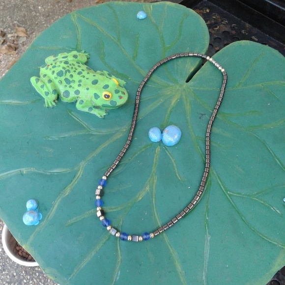 Hematite necklace with Blue, Grey and Gold accents - Picture 4 of 6